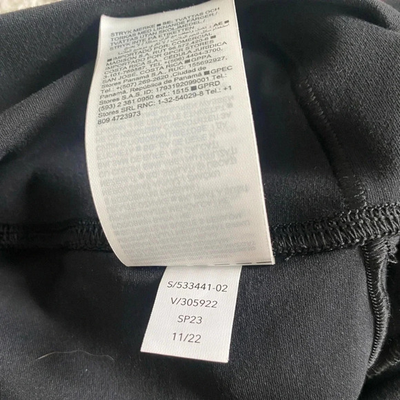 Athleta Transcend High Rise Straight Crop Leggings with Pockets in Black XS - Picture 10 of 10